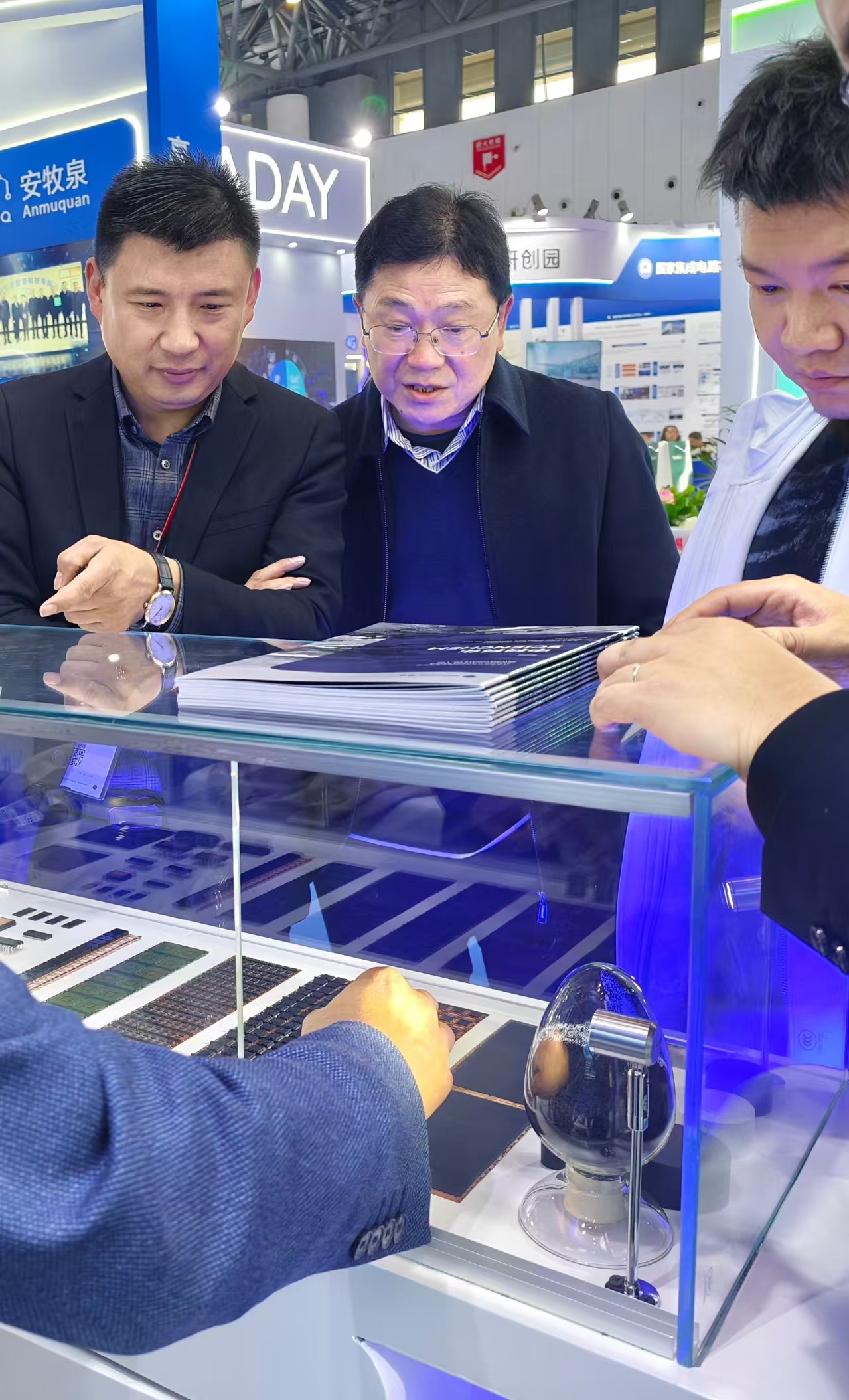微信图片_20251124132242_312_74.jpg